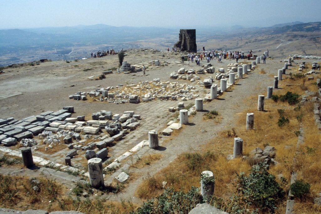 Остатки храма Афины