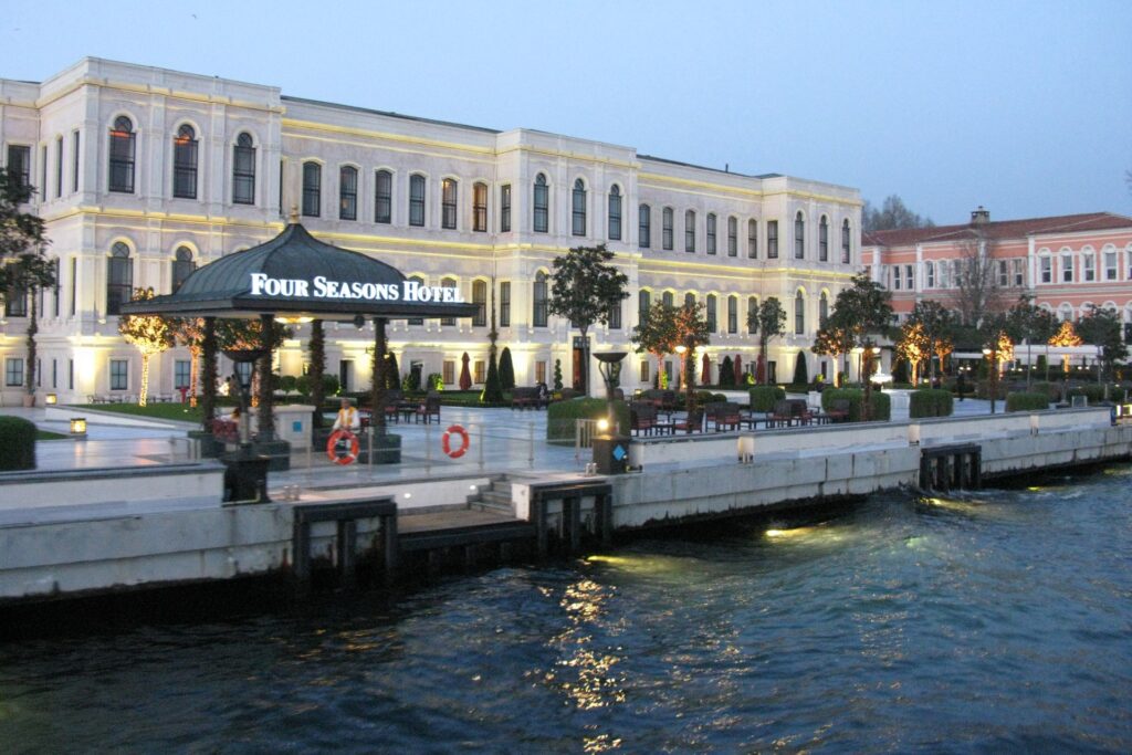 Four Seasons Hotel Istanbul at the Bosphorus