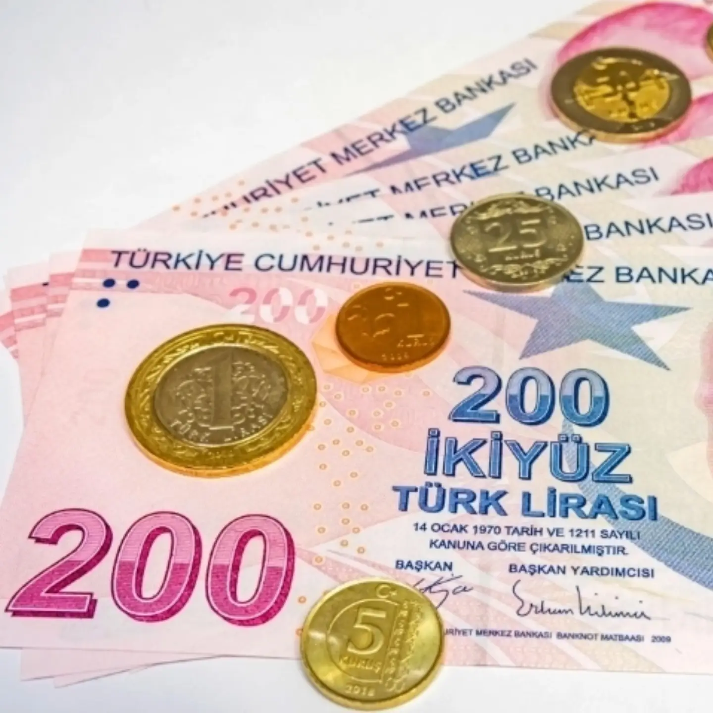 Почему в Турции и Италии была одна и та же валюта — лира? — фото 5